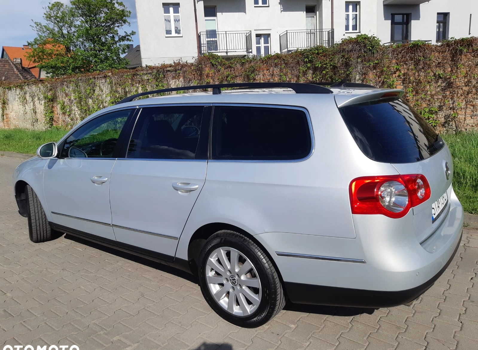 Volkswagen Passat cena 28999 przebieg: 292000, rok produkcji 2010 z Przysucha małe 781